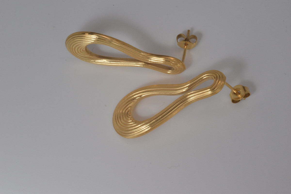 Sweet 8 Shaped Earrings