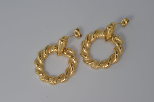 Gold Twisted Rope Circle Drop Earrings